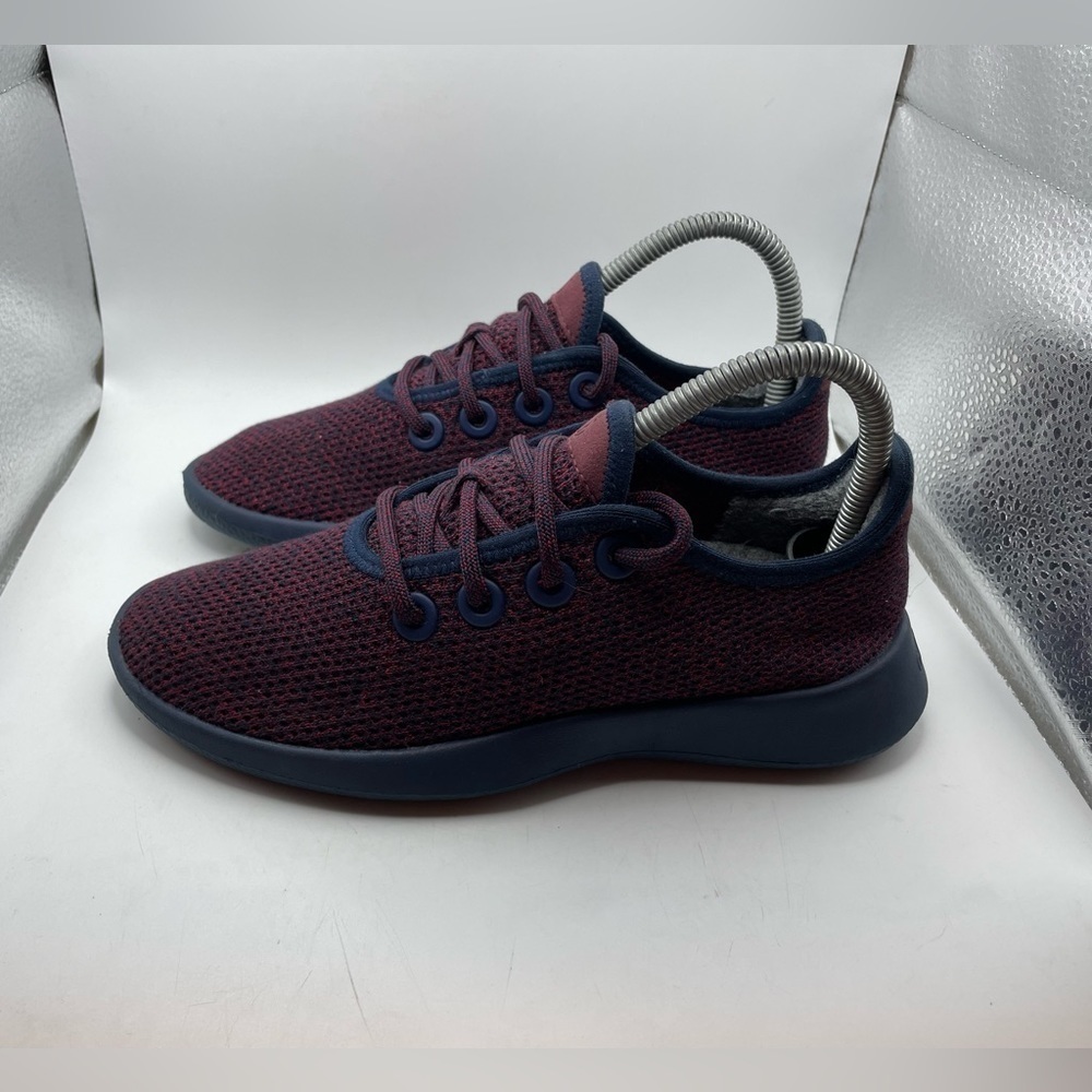 Allbirds Tree Runner women’s burgundy blue sneakers size 6